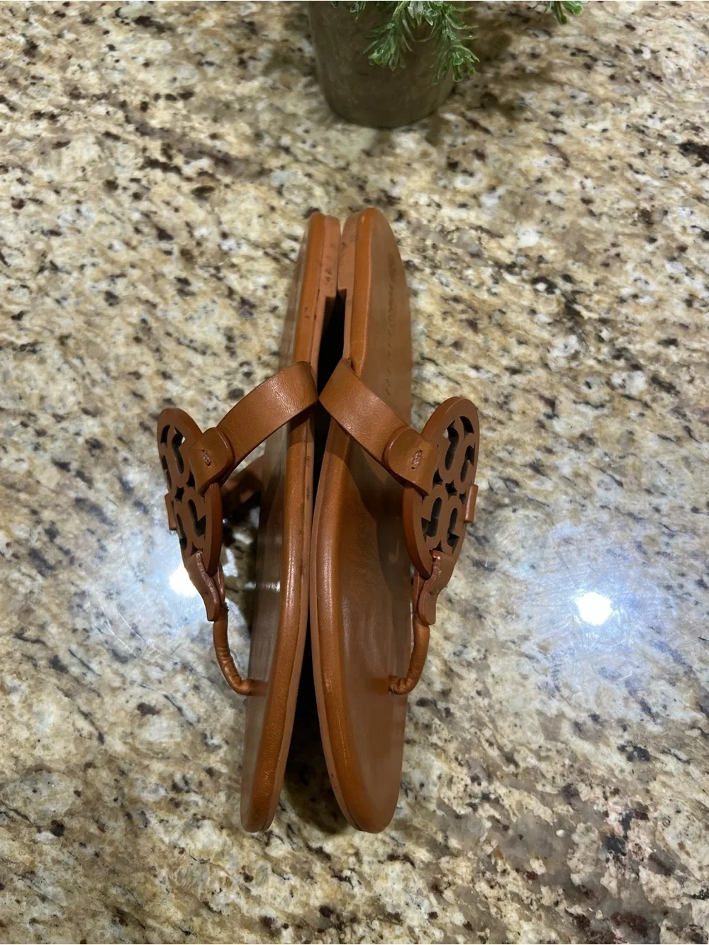 Tory Burch Miller Cognac Leather Thong Sandals 8.5M